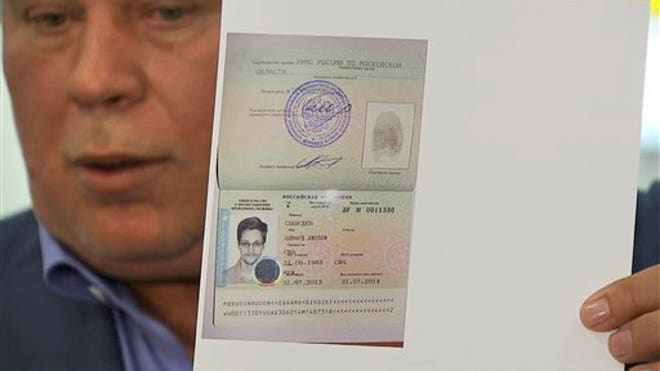 Russia snowden passport.jpg